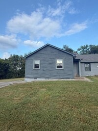 Building Photo - 124 Crestview Dr