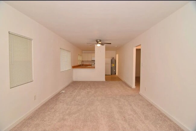 Building Photo - Thoughtfully Renovated Home in a Prime Location- Section 8 Accepted