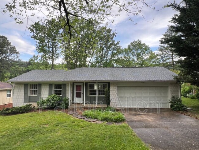 Building Photo - 7 Brookcliff Dr