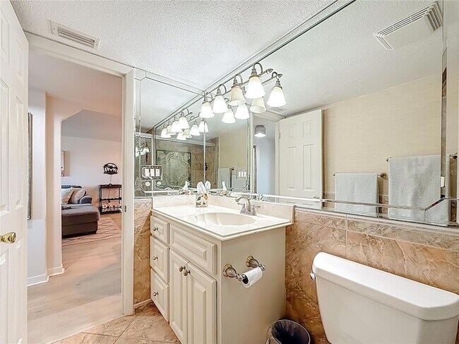 Building Photo - 400 64th Ave