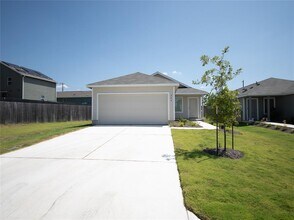 Building Photo - 204 Burt Rainey Ln