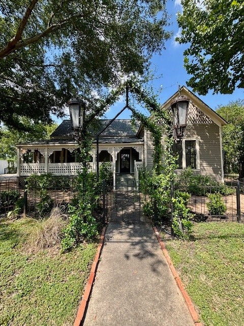 Primary Photo - 512 N 2nd St