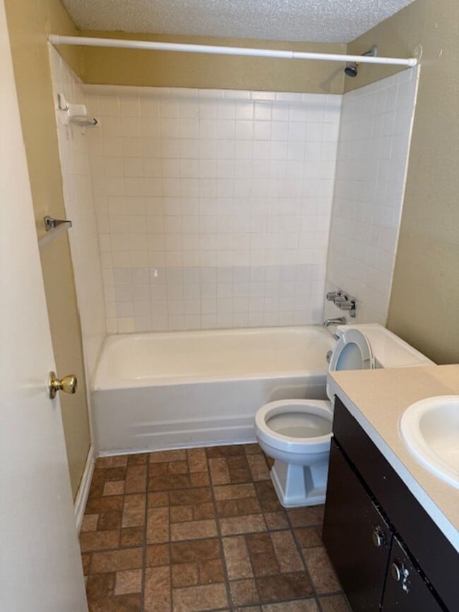 Building Photo - SERRAVELLA 2-BEDROOM CONDO