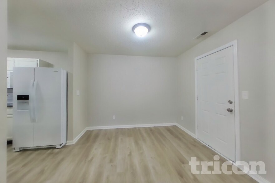Building Photo - 5314 Cliff Ridge Dr