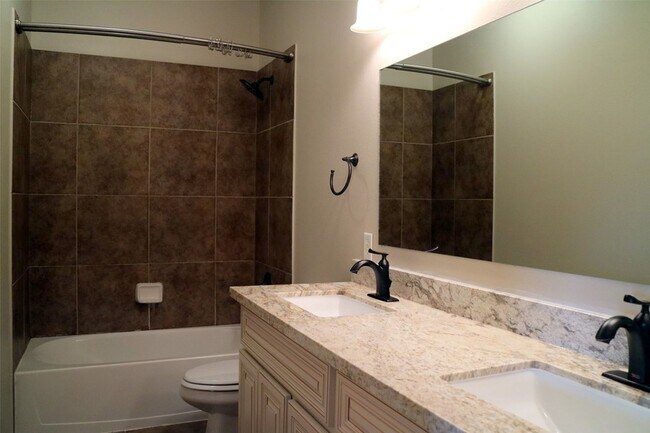 Building Photo - 22017 Royal Timbers Dr