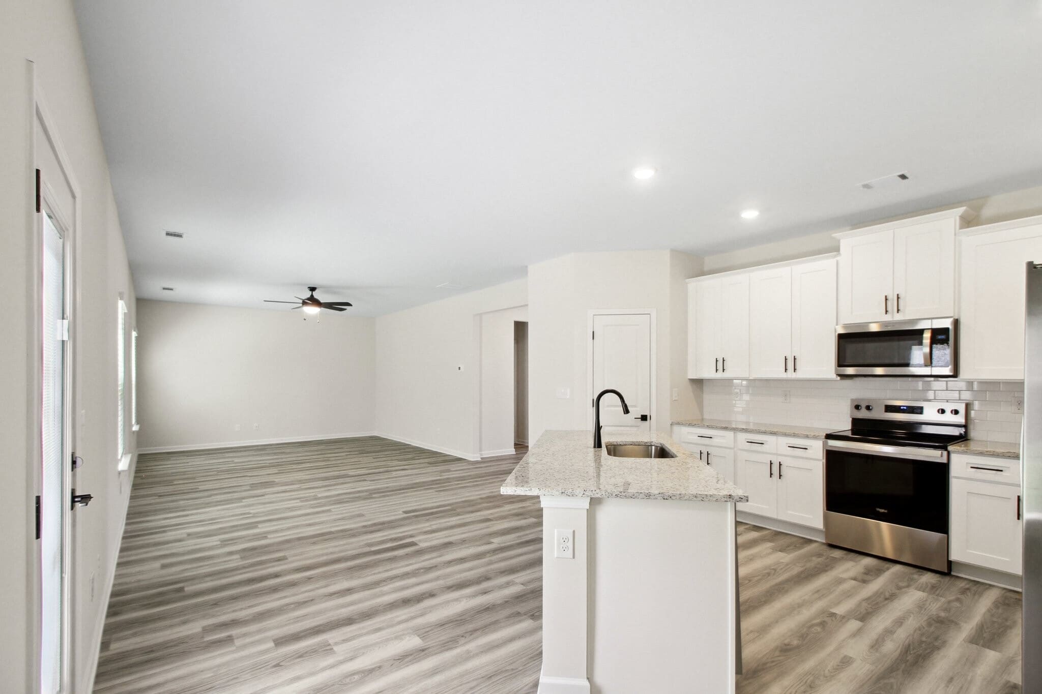Building Photo - 3220 Azteca Way