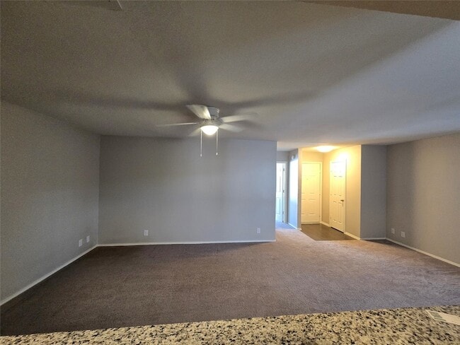 Building Photo - 3314 Gardenview Cir