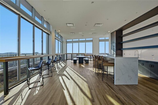 Building Photo - 777 3rd Ave N