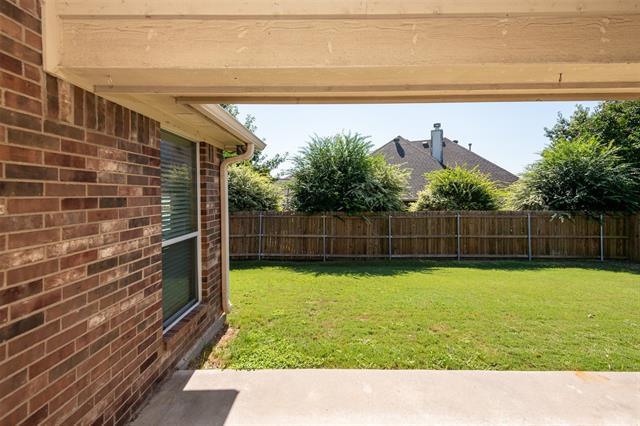 Building Photo - 10913 Golfview Way