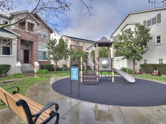 Building Photo - 220 Wood Street, #601