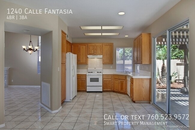 Building Photo - 1240 Calle Fantasia