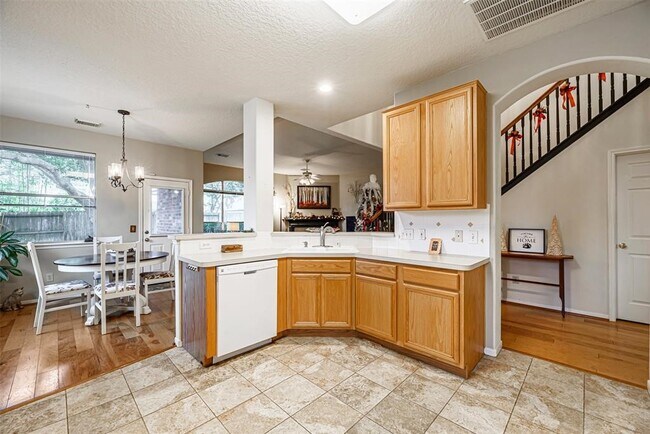 Building Photo - 9815 Rock Pass Dr