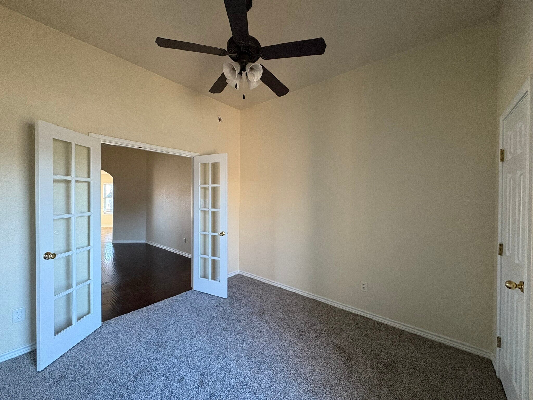 Building Photo - 2508 Isabelle Dr