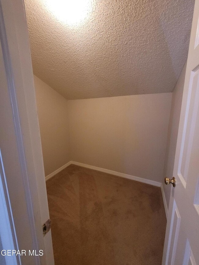 Building Photo - 11330 Loma Del Sol Dr