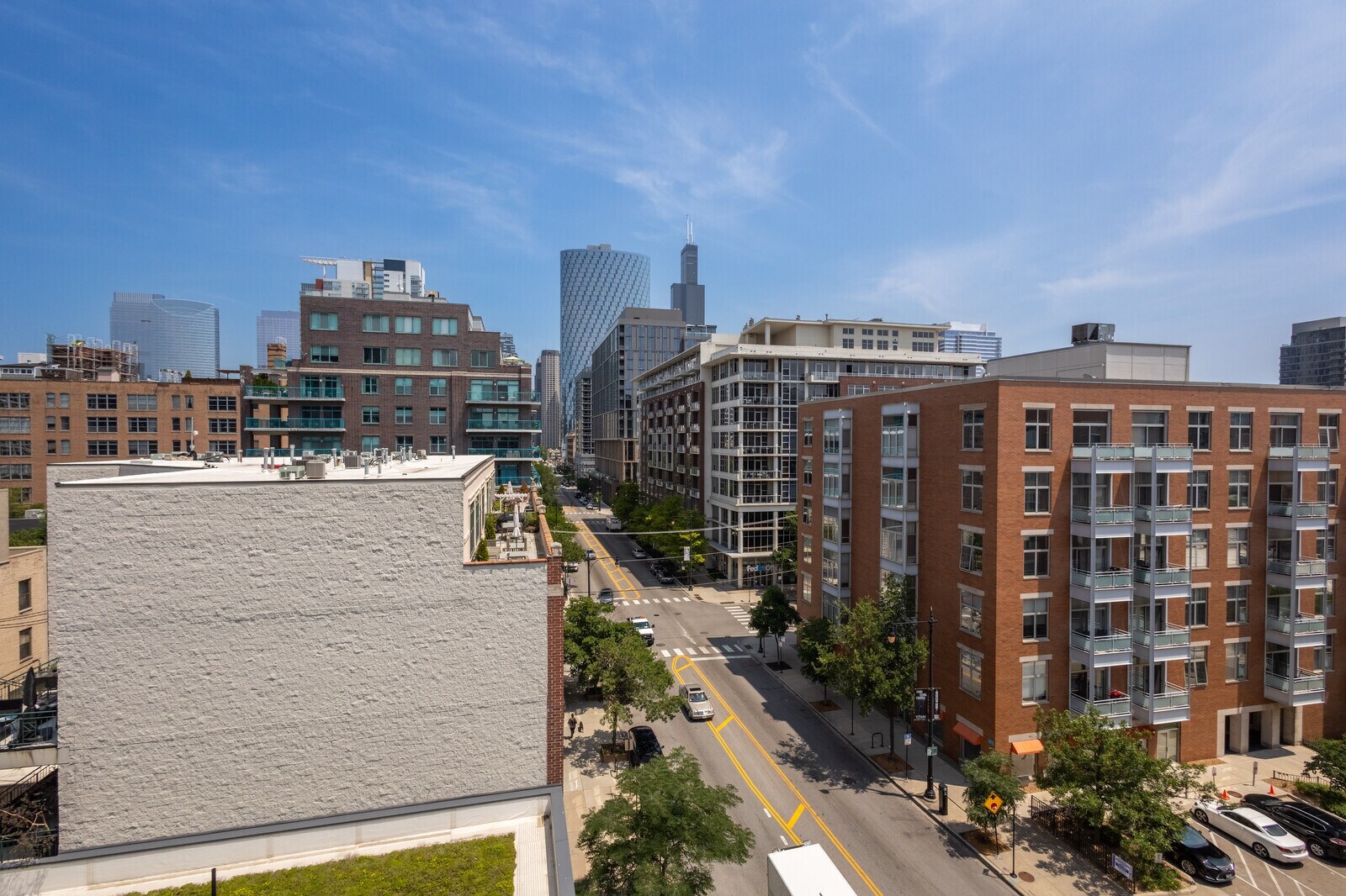 View to the city - 948 Madison W St