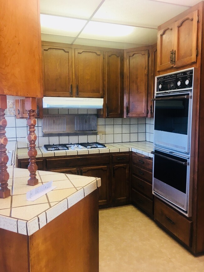 Building Photo - 38797 Rd 68