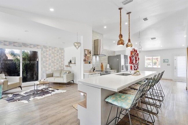 Building Photo - 266 NE 117th St