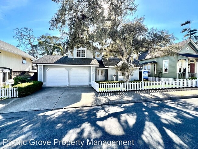 Primary Photo - 3 br, 2.5 bath House - 165 Pacific Avenue
