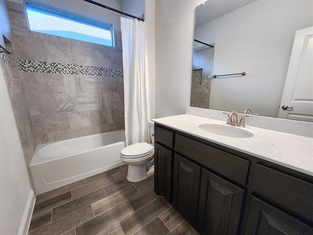 Building Photo - 1318 Byars Dr