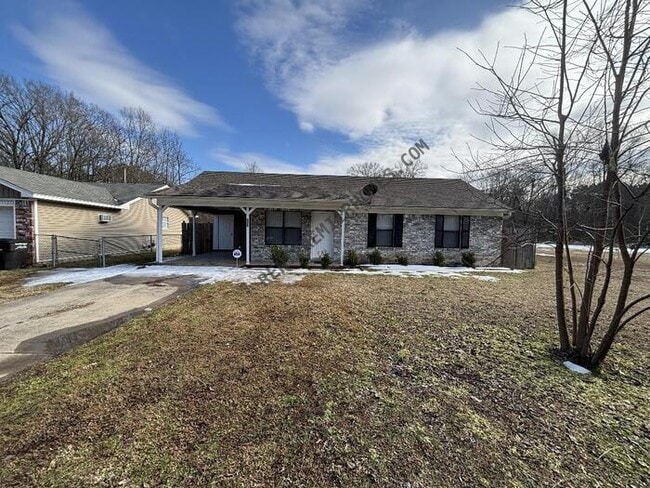 Building Photo - 2007 Cloverdale Rd