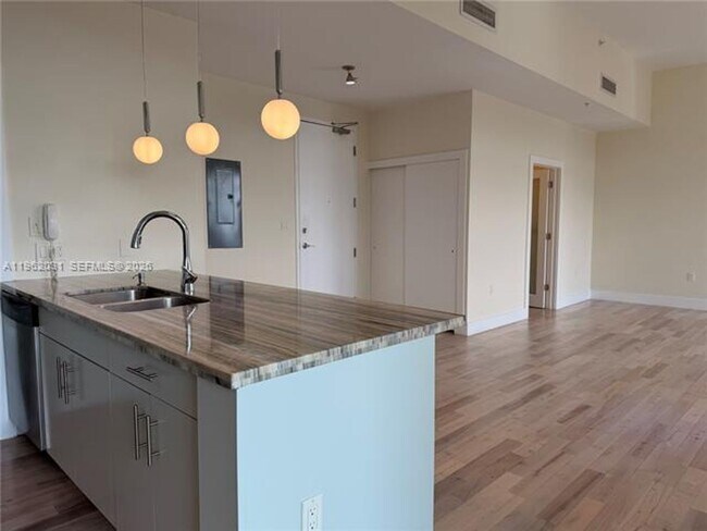 Building Photo - 6701 Biscayne Blvd