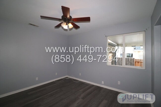 Building Photo - 5304 Nutmeg St