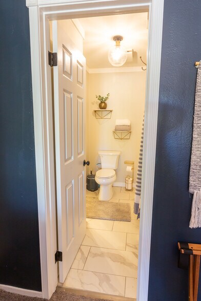 Building Photo - 5700 Etiwanda Ave