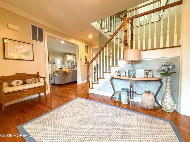 Building Photo - 315 Pitney Ave