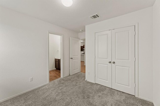 Building Photo - 6526 Teramo Ter