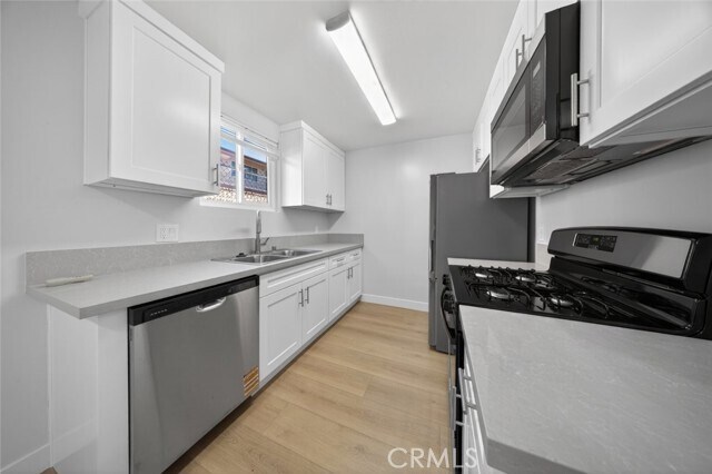 Building Photo - 232 N Verdugo Rd