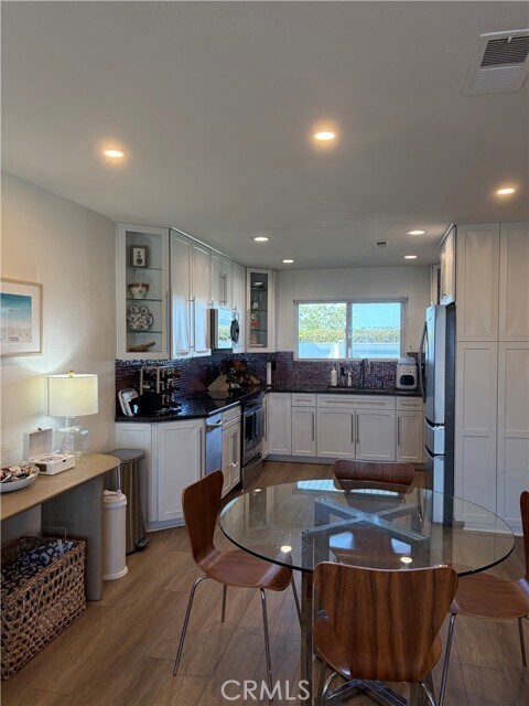 Building Photo - 24601 Harbor View Dr