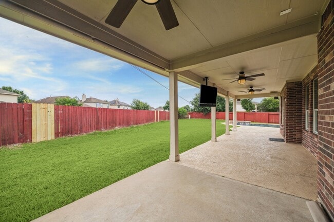 Building Photo - 26402 Larkspur Ridge Dr