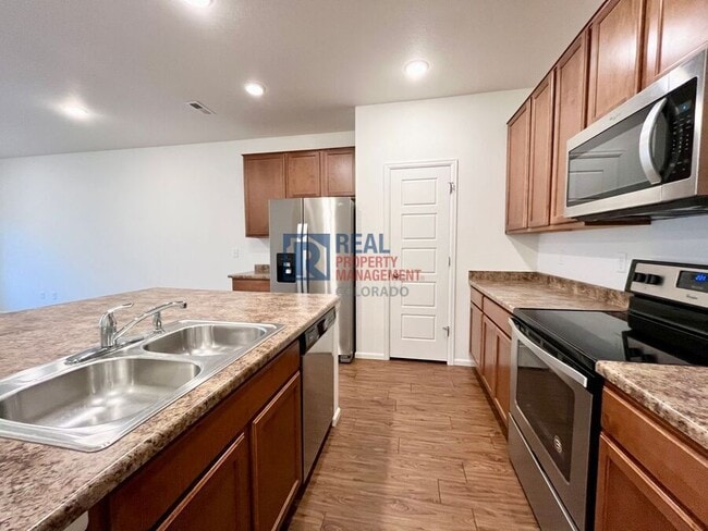 Building Photo - 3861 N Himalaya Rd