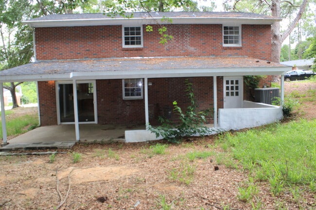Building Photo - 3328 Vaucluse Rd