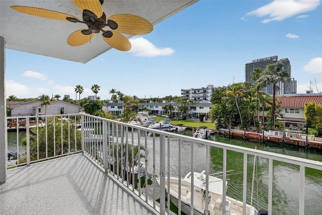 Building Photo - 16565 NE 26th Ave