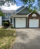 Building Photo - 1123 Bristol Ct