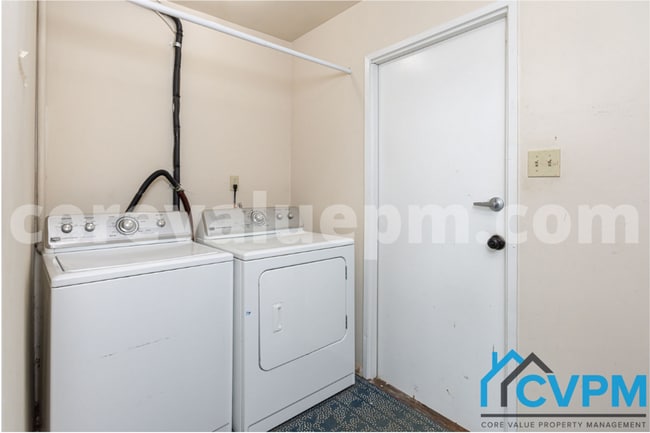 Building Photo - 12110 Tulip Grove Dr