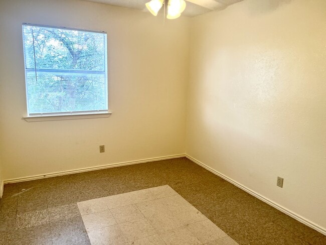 Building Photo - 9606 Carson Creek Blvd