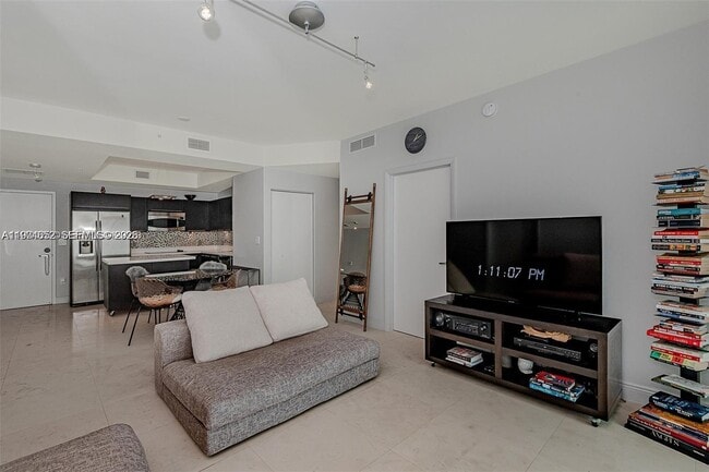 Building Photo - 90 SW 3rd St