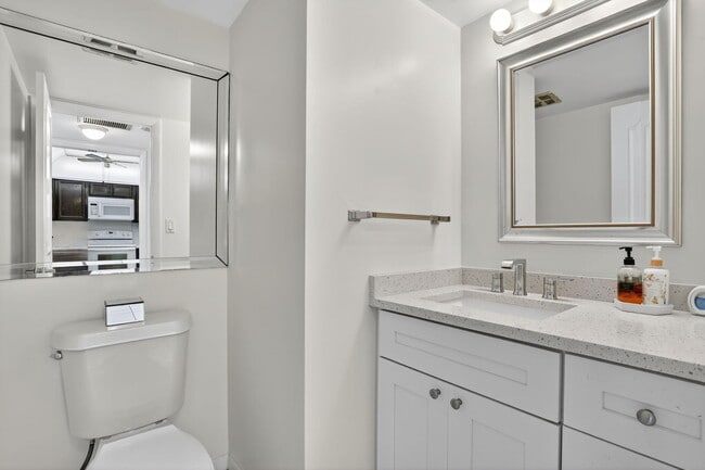 Building Photo - 10777 W Sample Rd