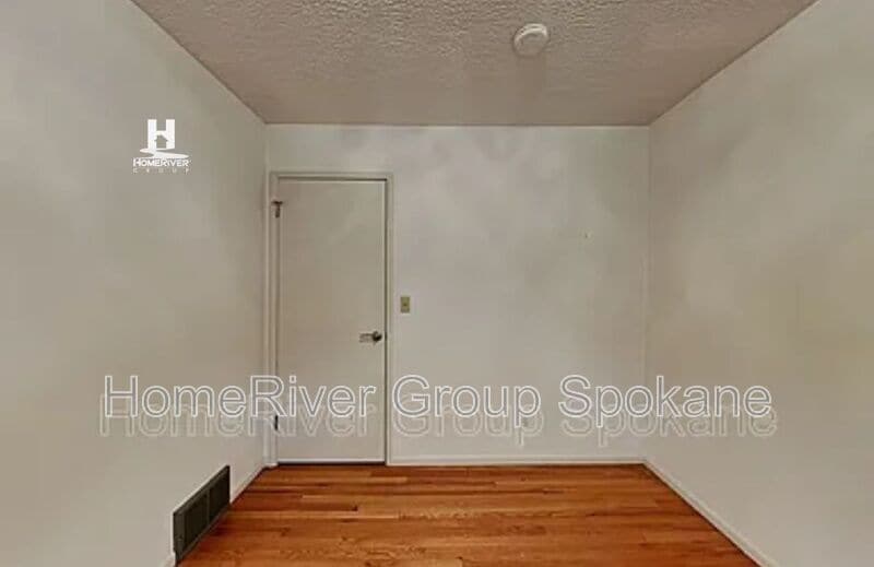 Building Photo - 3416 S Napa St