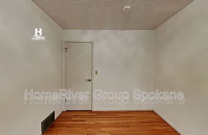 Building Photo - 3416 S Napa St