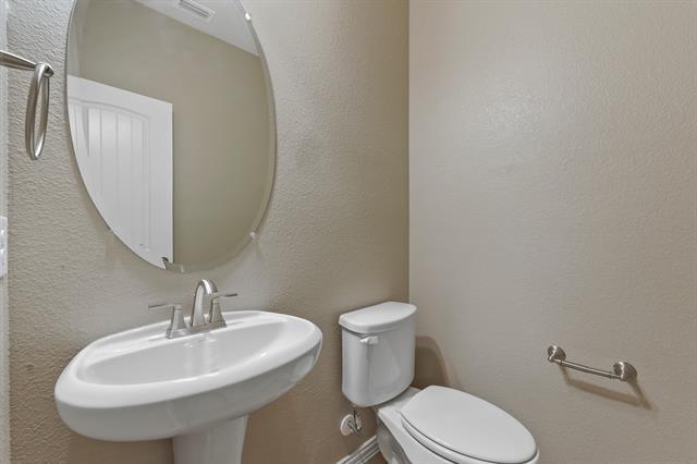 Building Photo - 351 Long Meadow Way