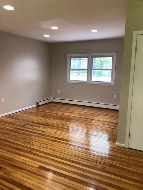 Building Photo - 141 W Clarkstown Rd