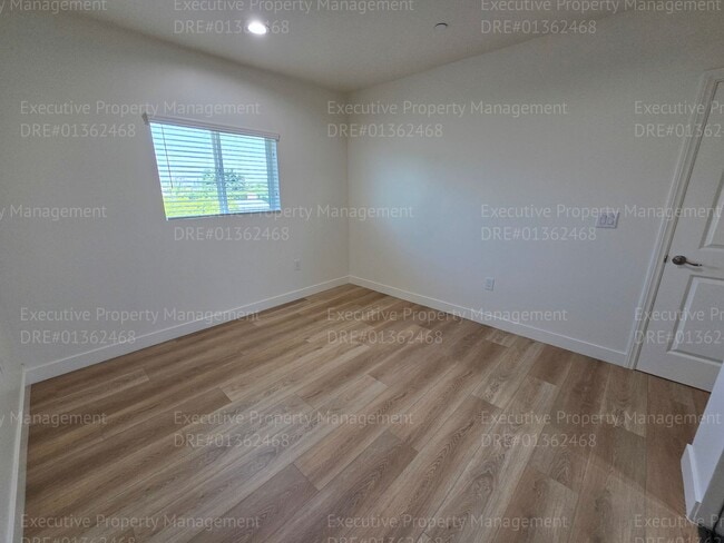 Building Photo - Newly constructed upstairs 2 bedrooms and ...