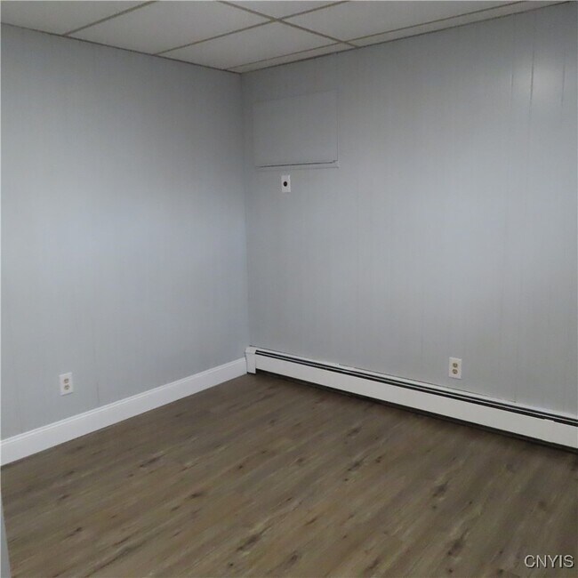 Building Photo - 4449 E Genesee St