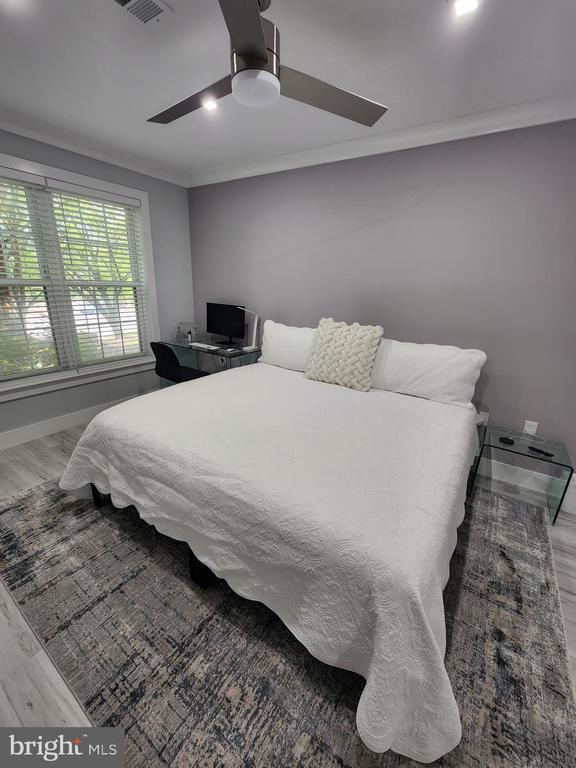 Building Photo - 255 S Pickett St