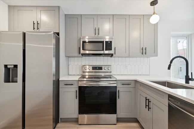 Building Photo - 1338 N 15th St