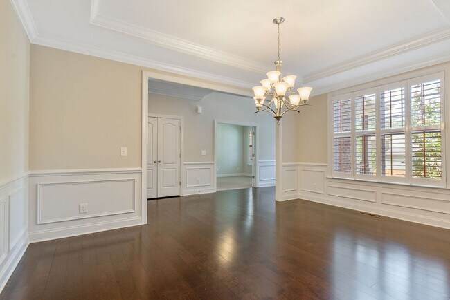 Building Photo - Beautiful Holly Springs Home