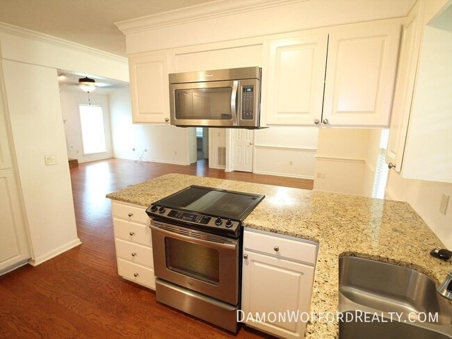 Building Photo - 120 Bellegrove Cir
